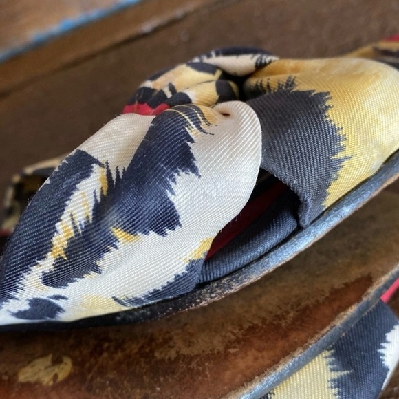 Vintage Stuart Weitzman colorful Animal Print Kitten Heels - Picture 7 of 11